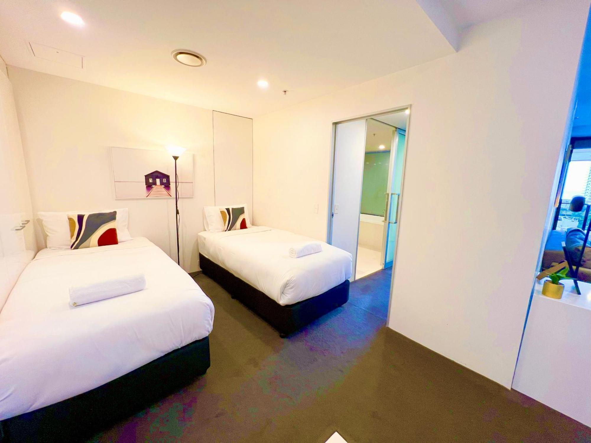 Circle On Cavill Surfers Paradise Apartments-Holiday Paradise Guldkusten Rum bild